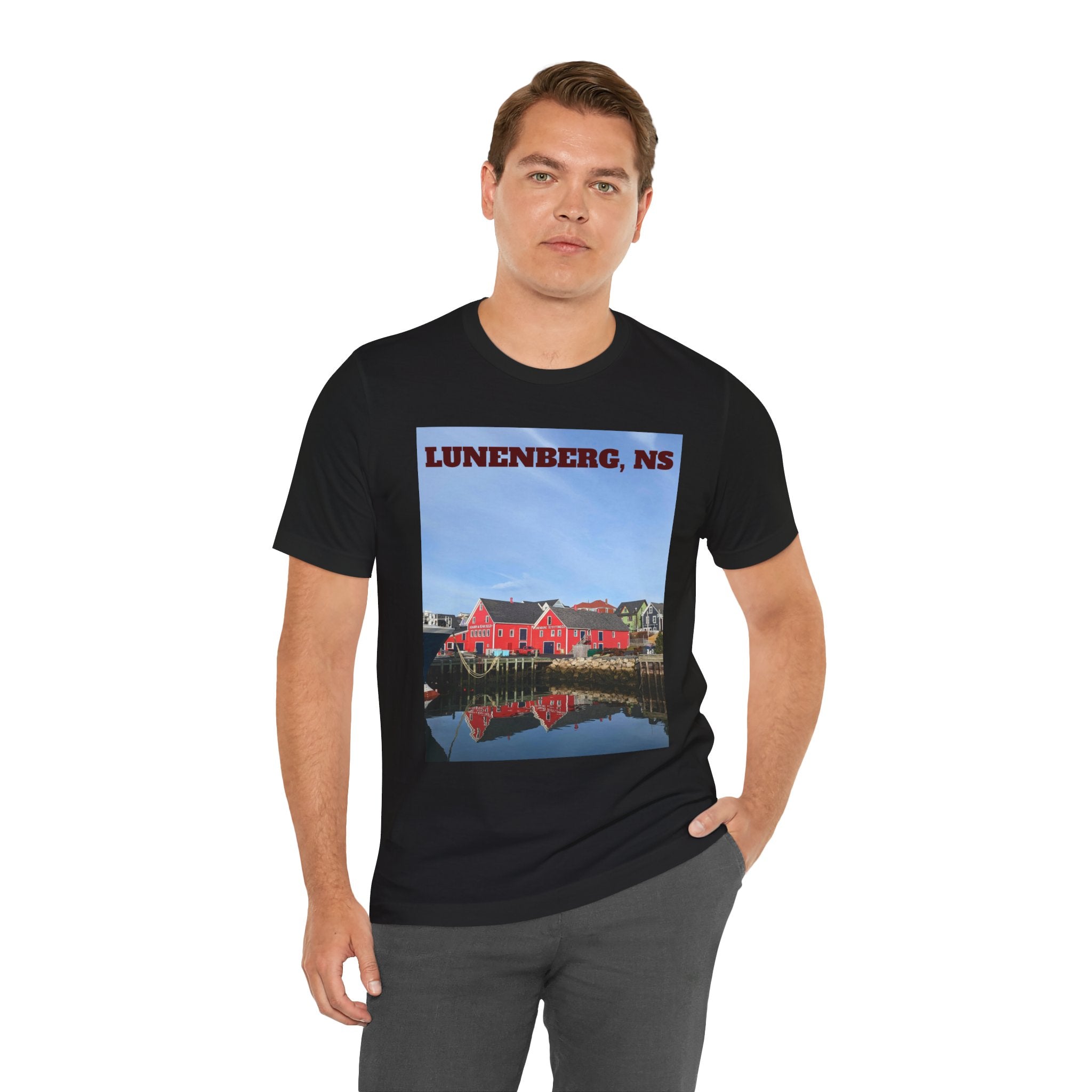 Viringee Unisex Lunenberg NS Graphic Tee