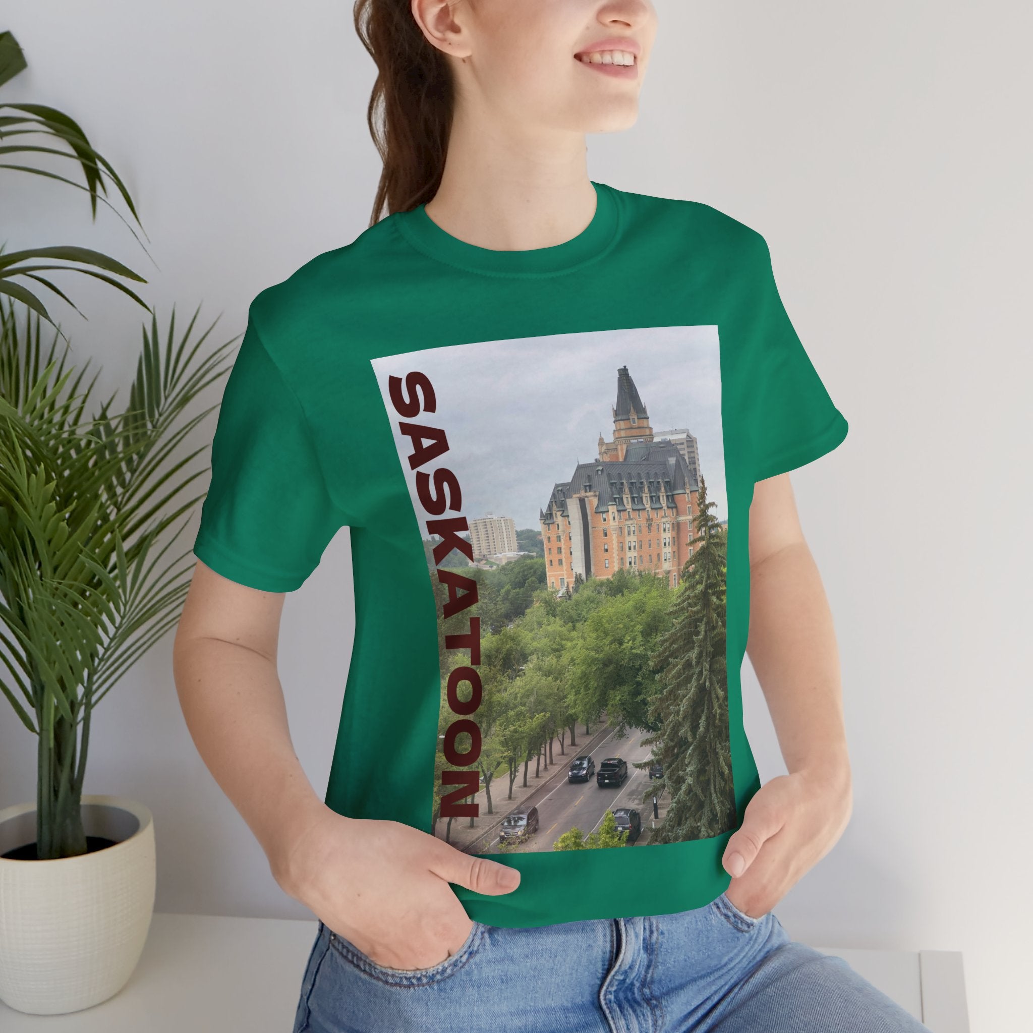 Viringee Saskatoon Unisex Cityscape Tee