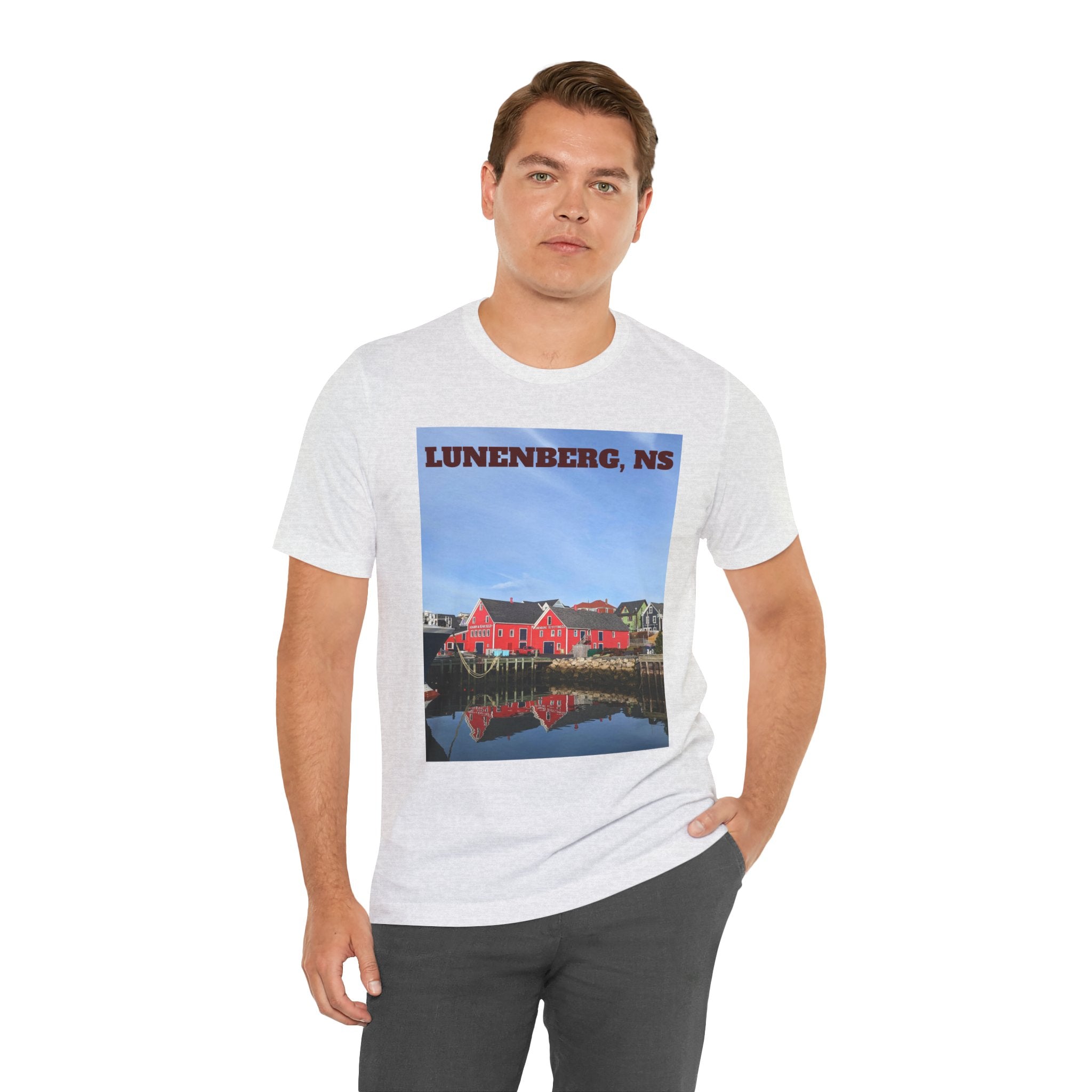 Viringee Unisex Lunenberg NS Graphic Tee