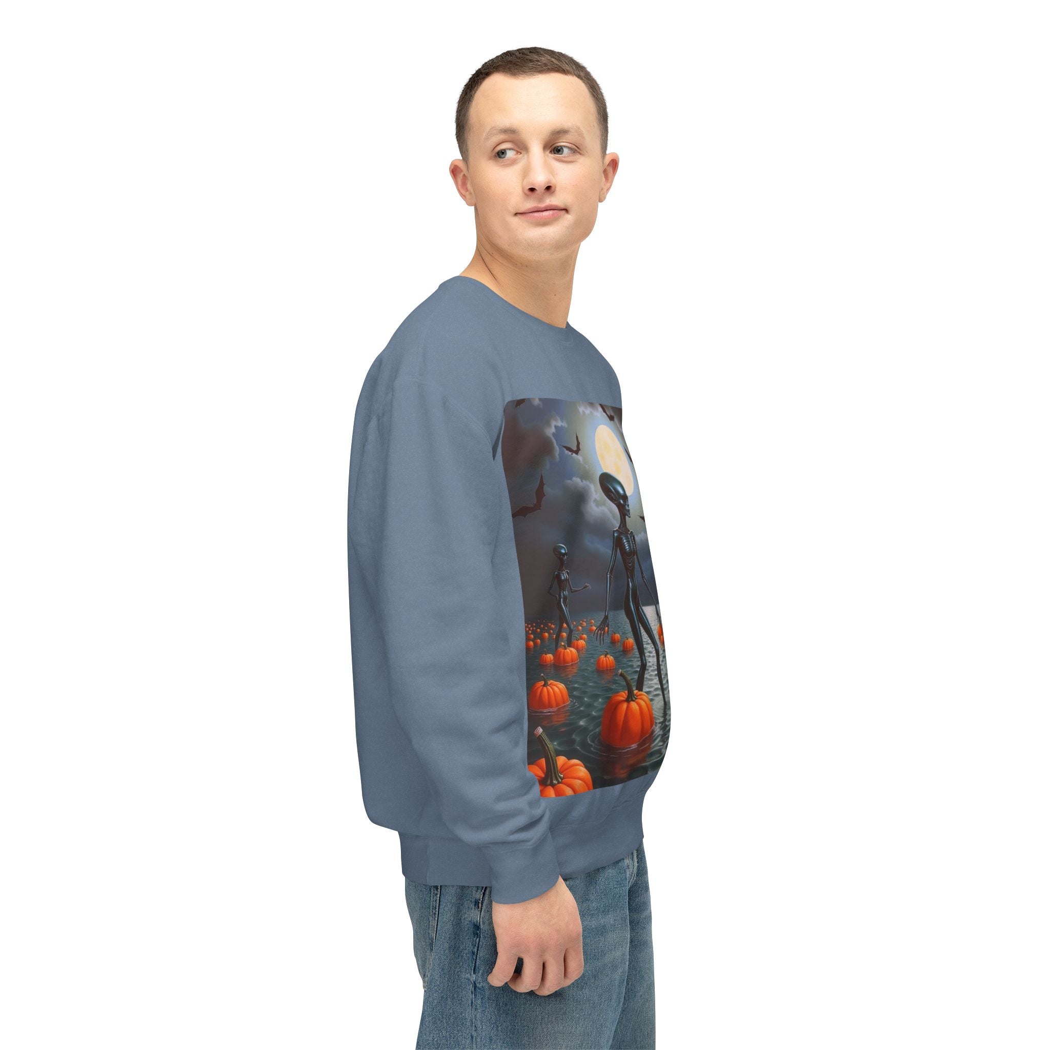 Viringee Wandering Halloween Alien Crewneck Sweatshirt