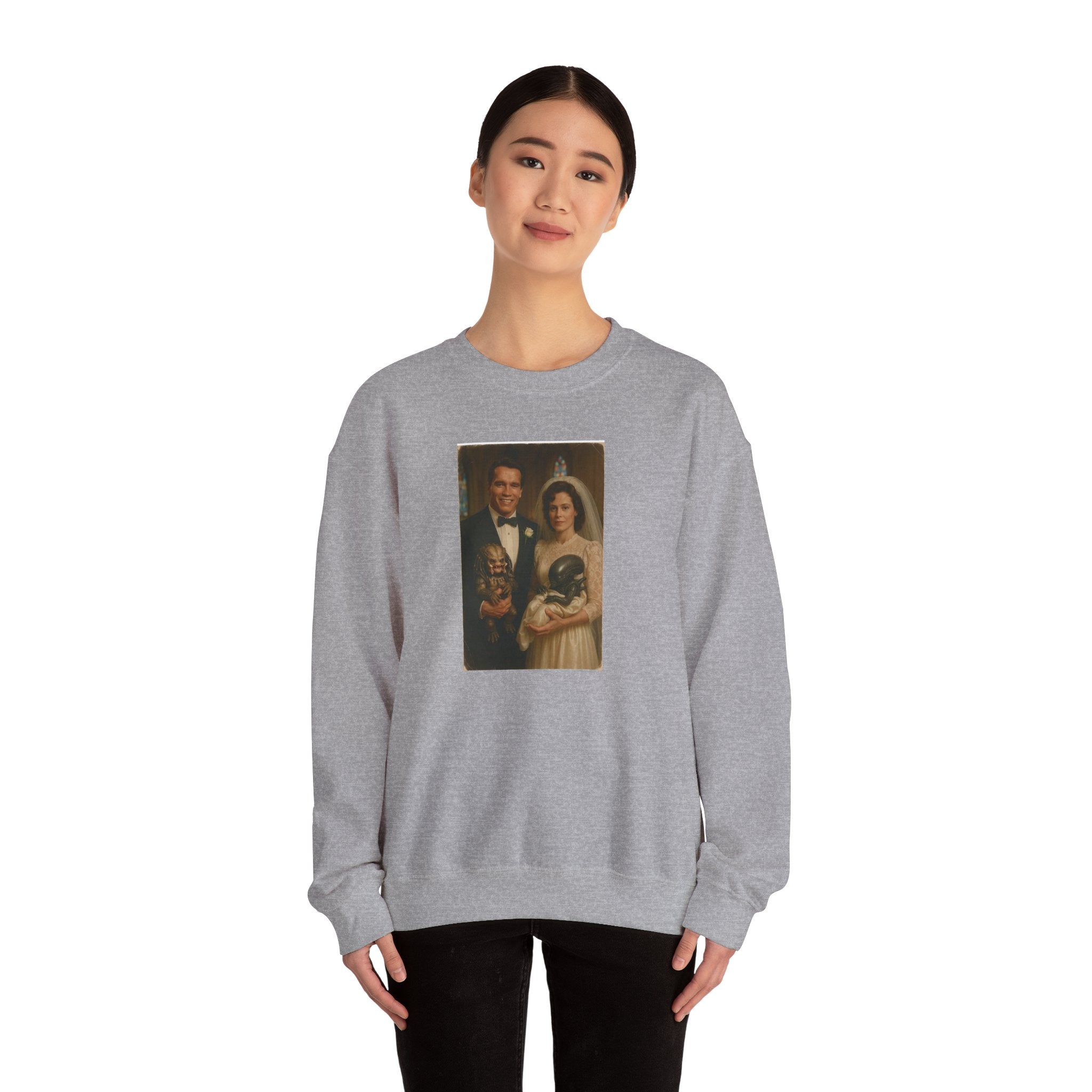 Viringee Vintage Couple Portrait Crewneck Sweatshirt