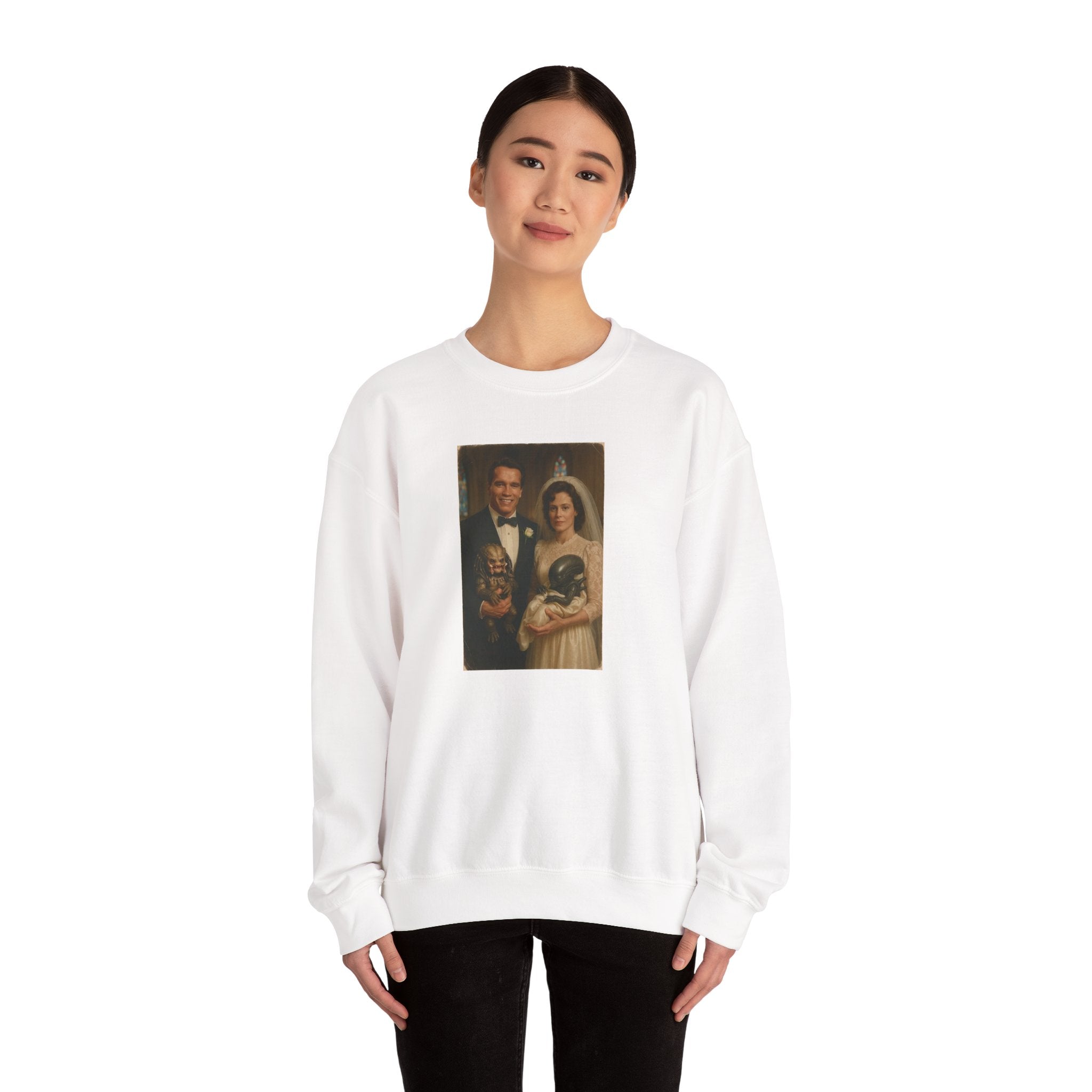 Viringee Vintage Couple Portrait Crewneck Sweatshirt