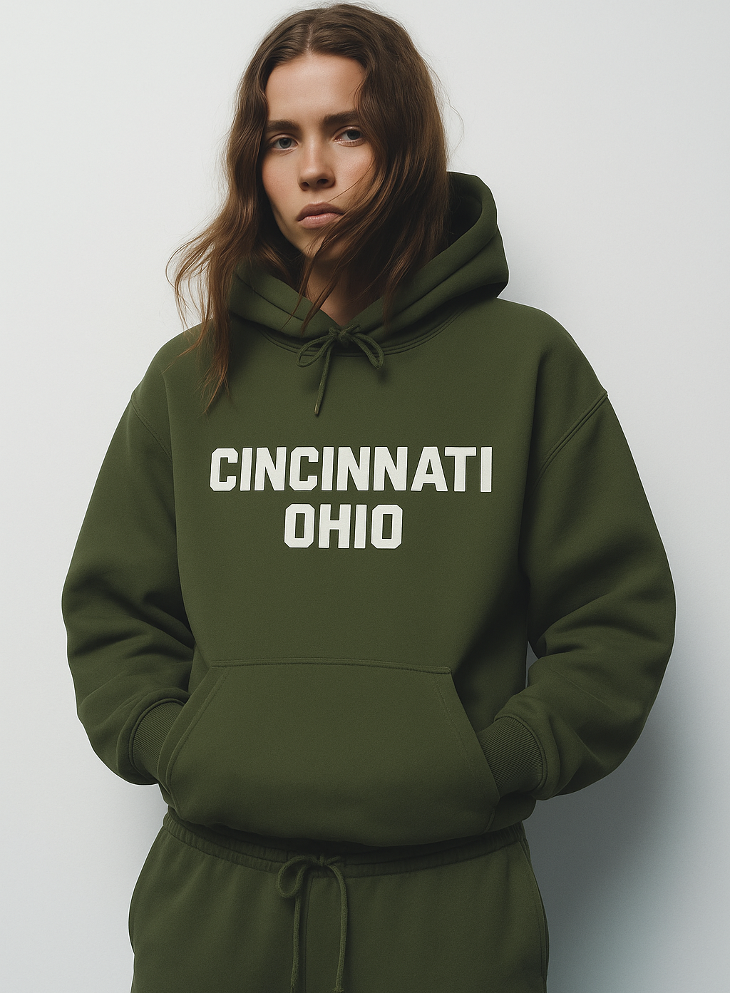 Viringee Cincinnati streetwear hoodie in classic fit with kangaroo pocket